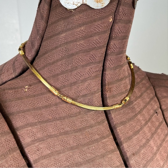 Vintage Signed Monet Gold Plated Tube Collar Necklace Classic - Picture 2 of 12